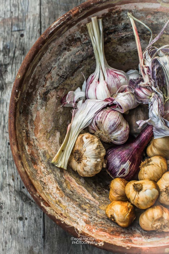 Cabillaud croûte noisettes et ails frais - Magali ANCENAY Photographe Culinaire Cabillaud croûte noisettes et ails frais - Magali ANCENAY Photographe Culinaire