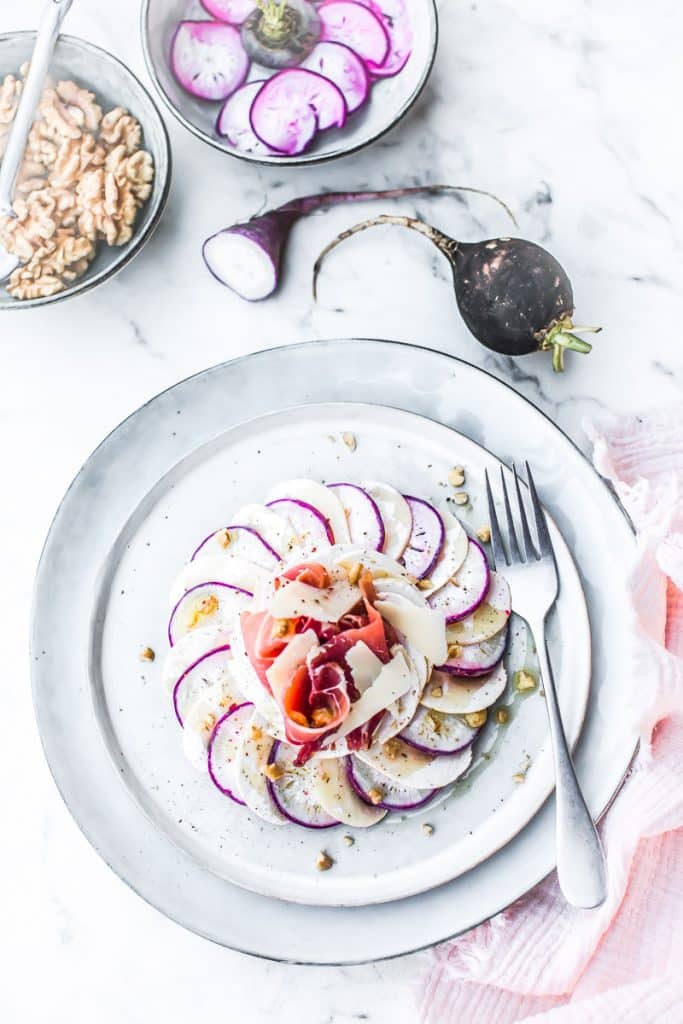 Radis et champignon en carpaccio - Magali ANCENAY PHOTOGRAPHE Culinaire