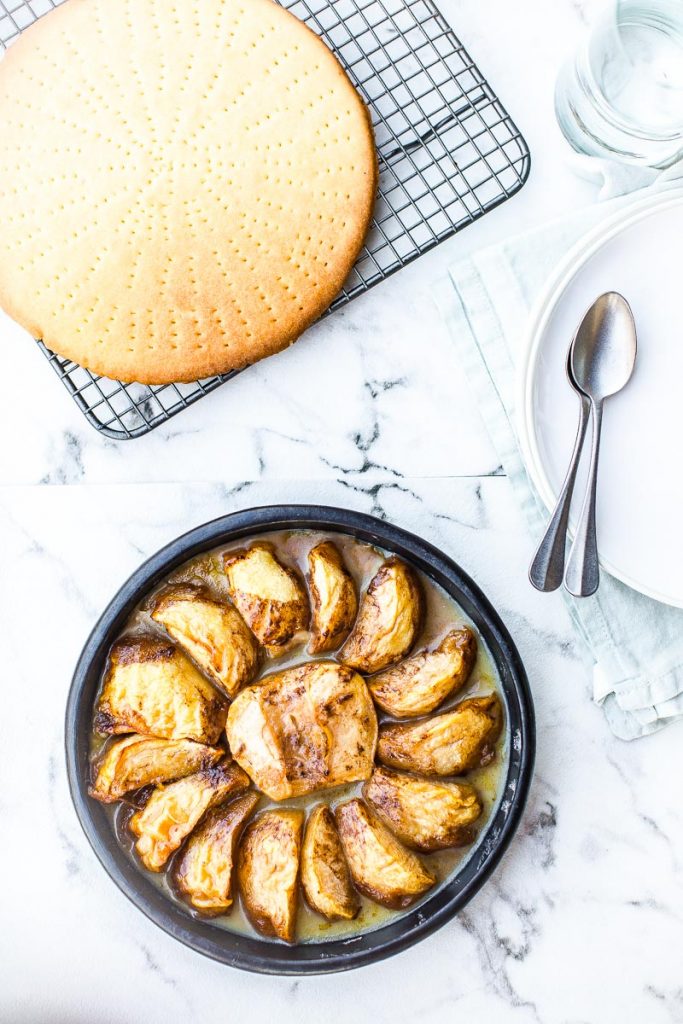 Paul Bocuse et sa Tarte Tatin - Magali ANCENAY PHOTOGRAPHE Culinaire
