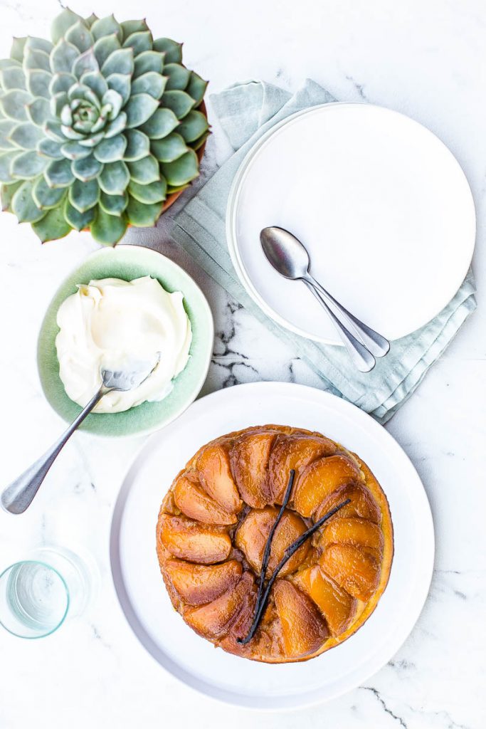 Paul Bocuse et sa Tarte Tatin - Magali ANCENAY PHOTOGRAPHE Culinaire