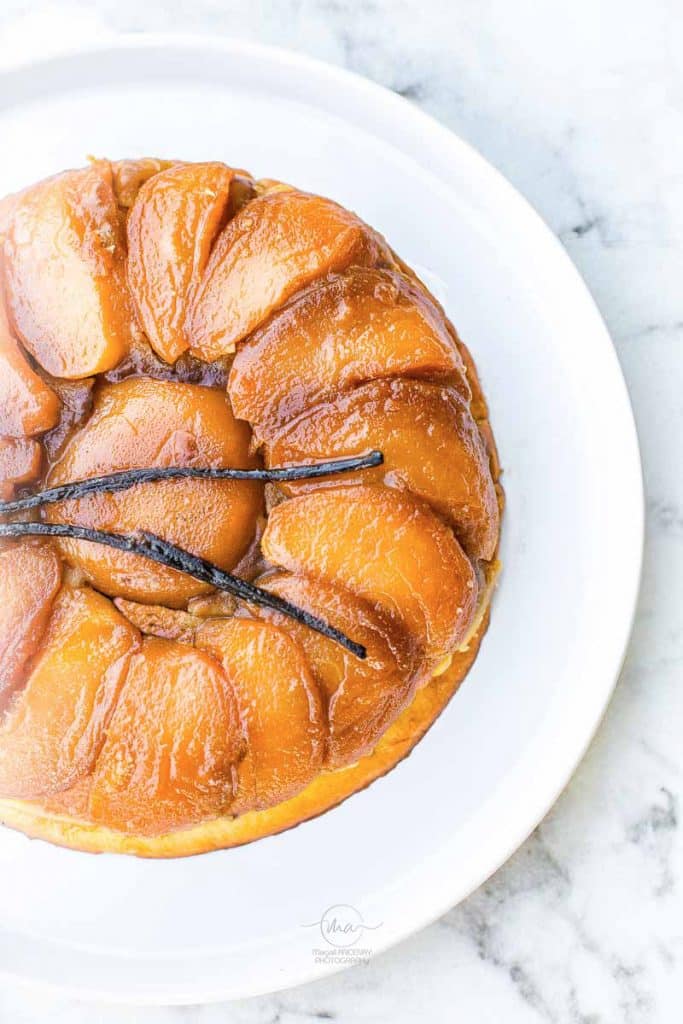 Paul Bocuse et sa Tarte Tatin - Magali ANCENAY PHOTOGRAPHE Culinaire